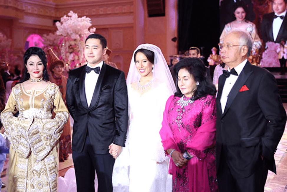 Болат Назарбаев подарил пасынку, женатому на дочери премьера Малайзии, землю в центре Алматы