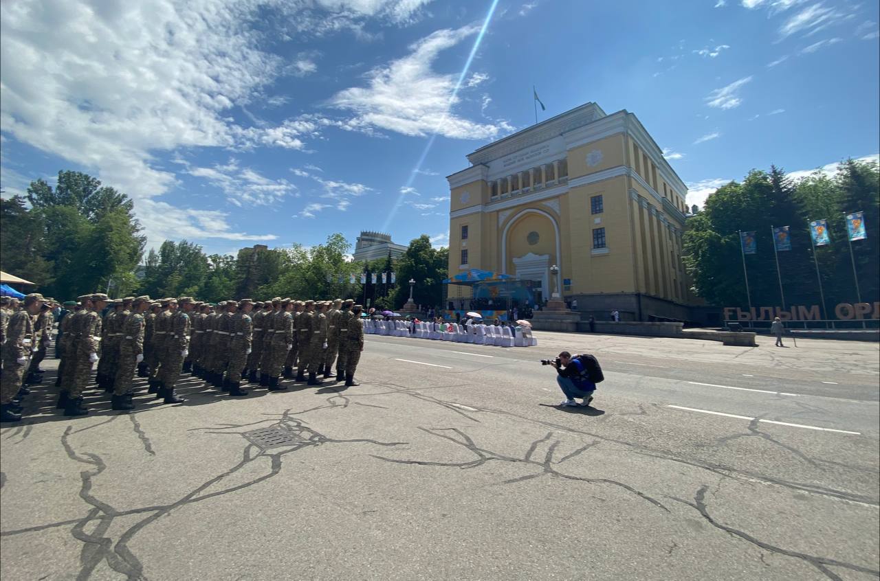 Праздник в Алматы обернулся задержаниями митингующих
