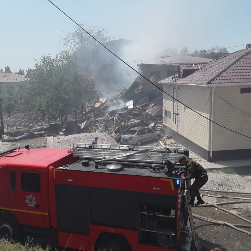 790-граммовый малыш погиб при взрыве в Шымкенте
