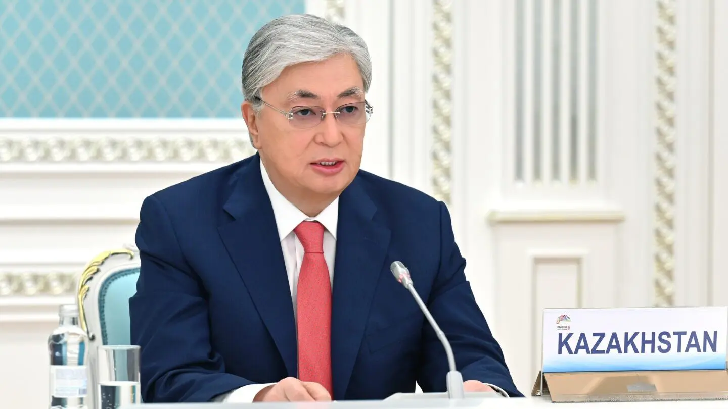Токаев заявил, что Казахстан может стать «буферным рынком» между Востоком и Западом, Югом и Севером
