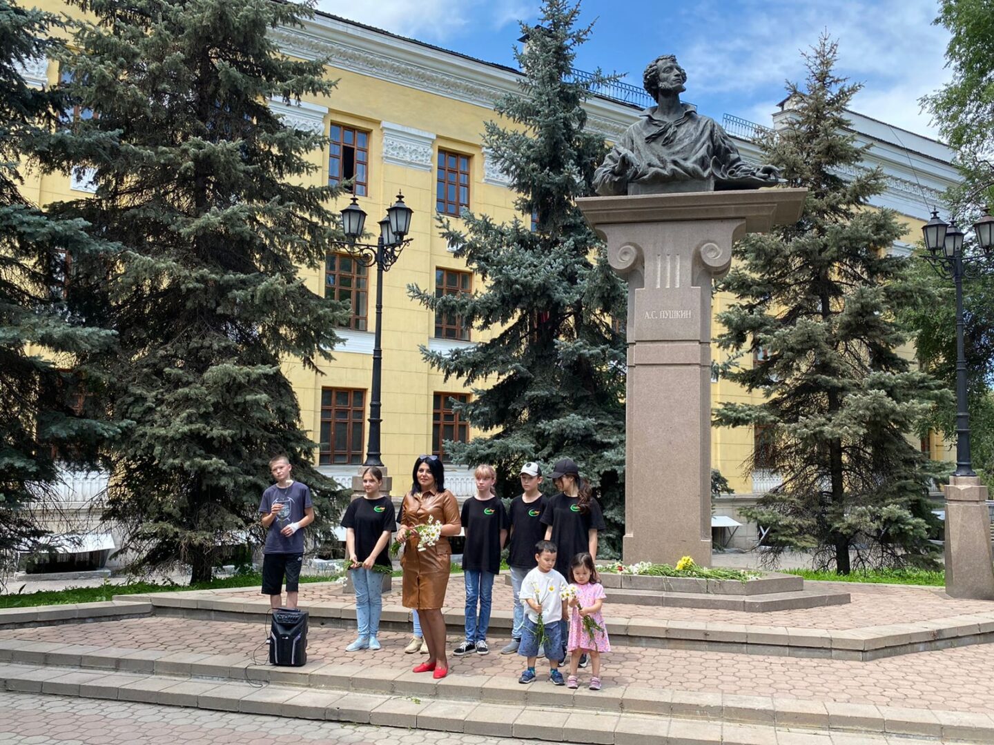 Пушкин остаётся в Казахстане: судьба поэта в свете мировой политики