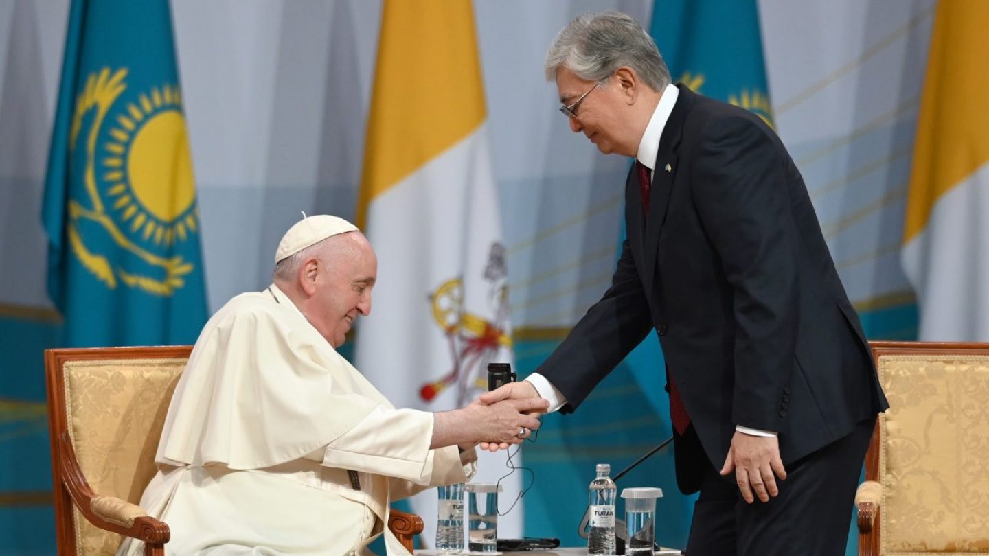 Казахстан пример цивилизации и мужества – Папа Римский
