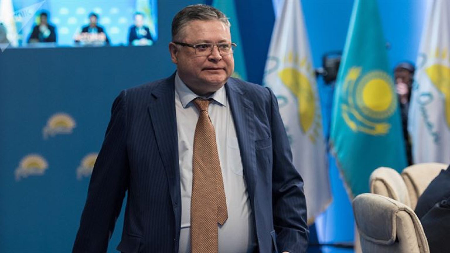 Марат Тажин освобождён от должности посла в Чехии